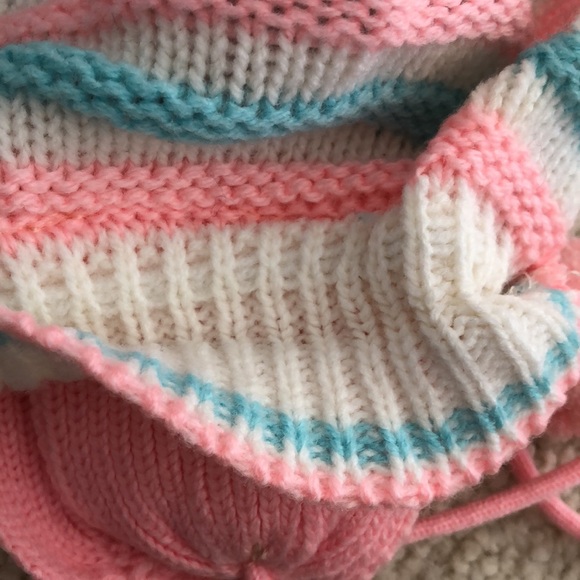 NWOT BABY KNIT HAT ear flaps and pom pom tie pink  white blue 0-3 months - Picture 12 of 12